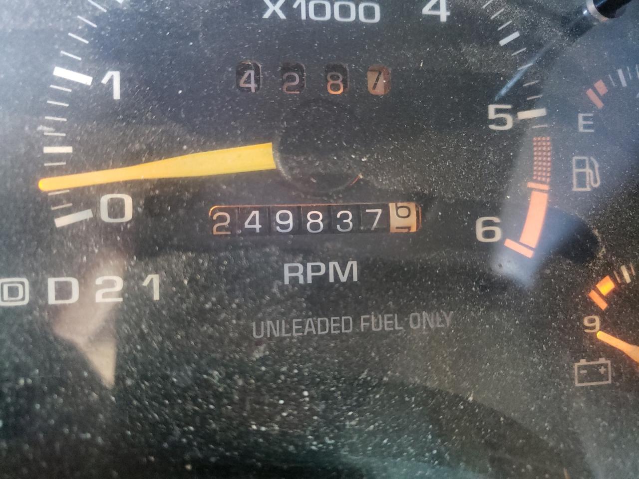 Photo 8 from auction – 1996 CHEVROLET BLAZER with VIN 1GNDT13WXT2189772