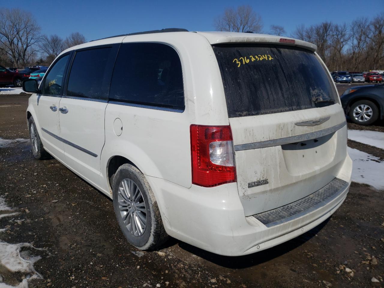 Photo 3 from auction – 2013 CHRYSLER TOWN & COU with VIN 2C4RC1CG0DR596011
