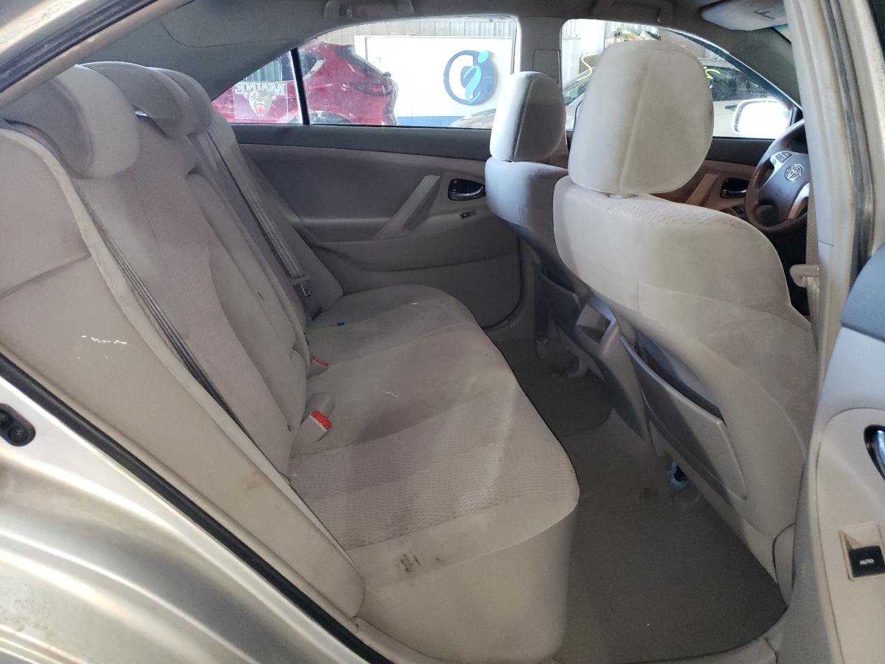 Photo 6 from auction – 2011 TOYOTA CAMRY BASE with VIN 4T4BF3EK0BR125306