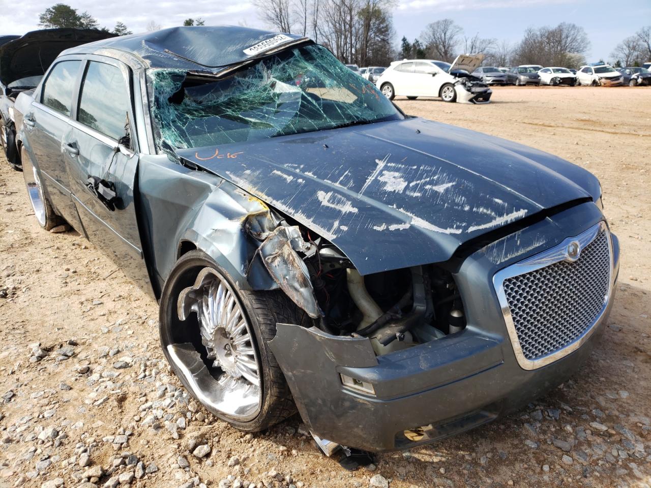 CHRYSLER 300 2005 with VIN 2C3AA43R65H663728 - Photo from auction