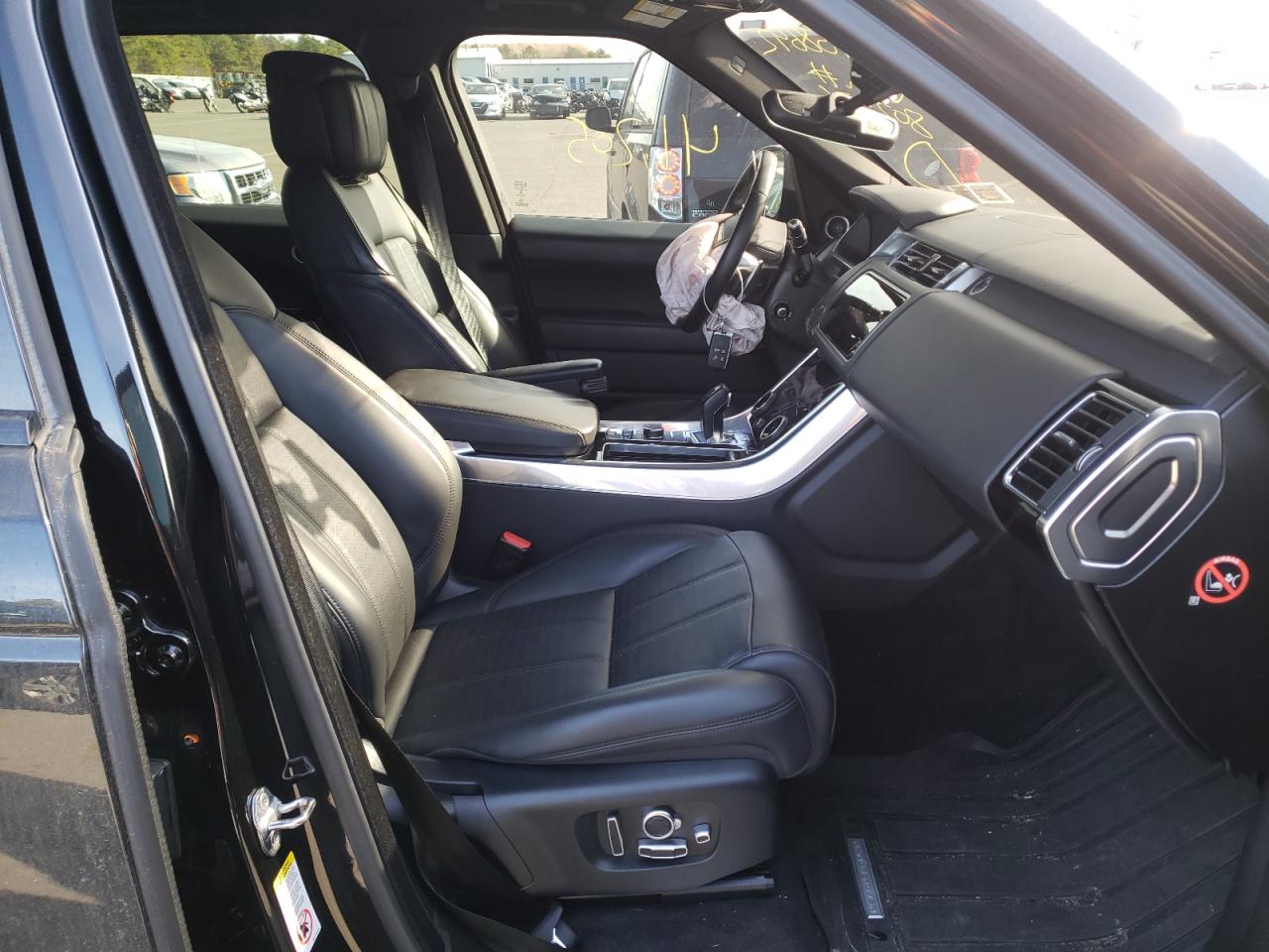 Photo 5 from auction – 2018 LAND ROVER RANGE ROVE with VIN SALWV2SV1JA802576