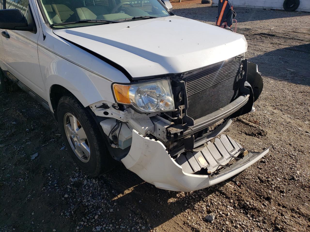 Photo 9 from auction – 2011 FORD ESCAPE XLT with VIN 1FMCU0D73BKB47392