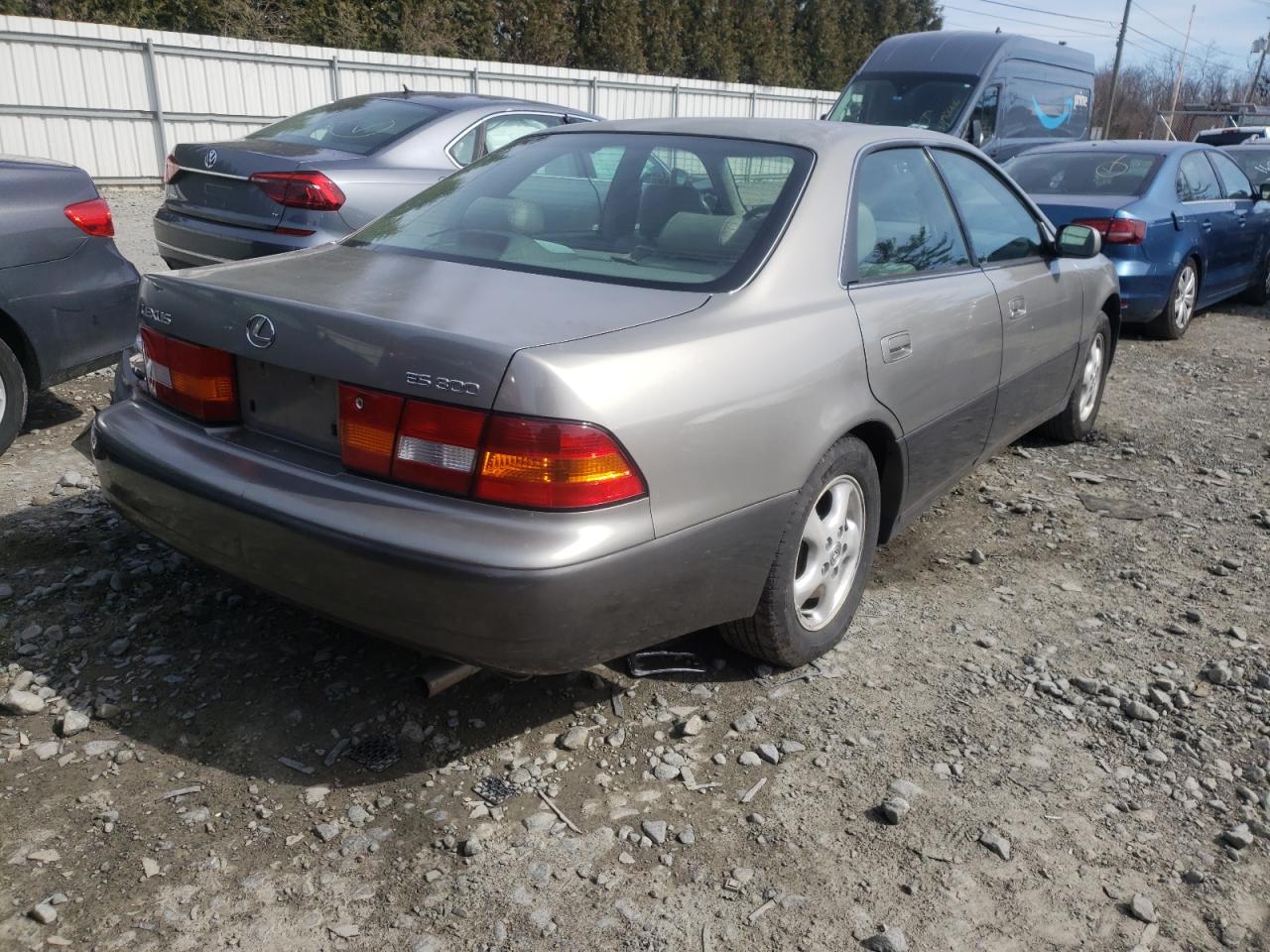 Photo 4 from auction – 1998 LEXUS ES 300 with VIN JT8BF28G0W5038486