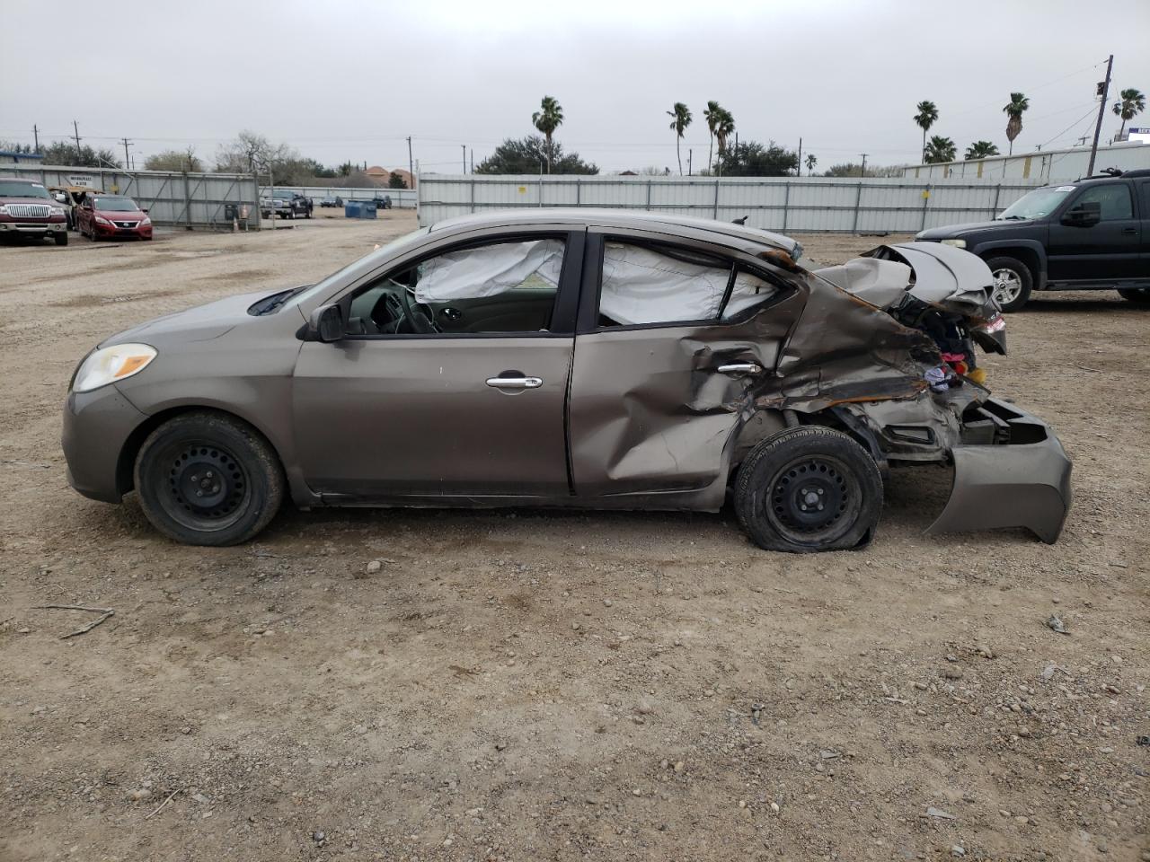 Photo 10 from auction – 2013 NISSAN VERSA S with VIN 3N1CN7AP3DL891500