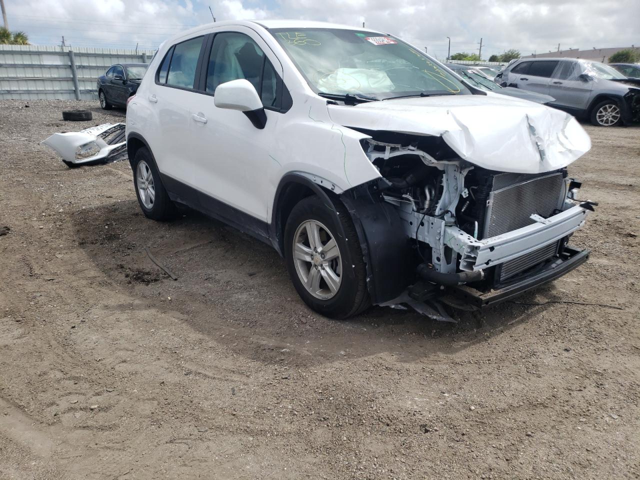 Photo 1 from auction – 2020 CHEVROLET TRAX LS with VIN 3GNCJKSB4LL314298