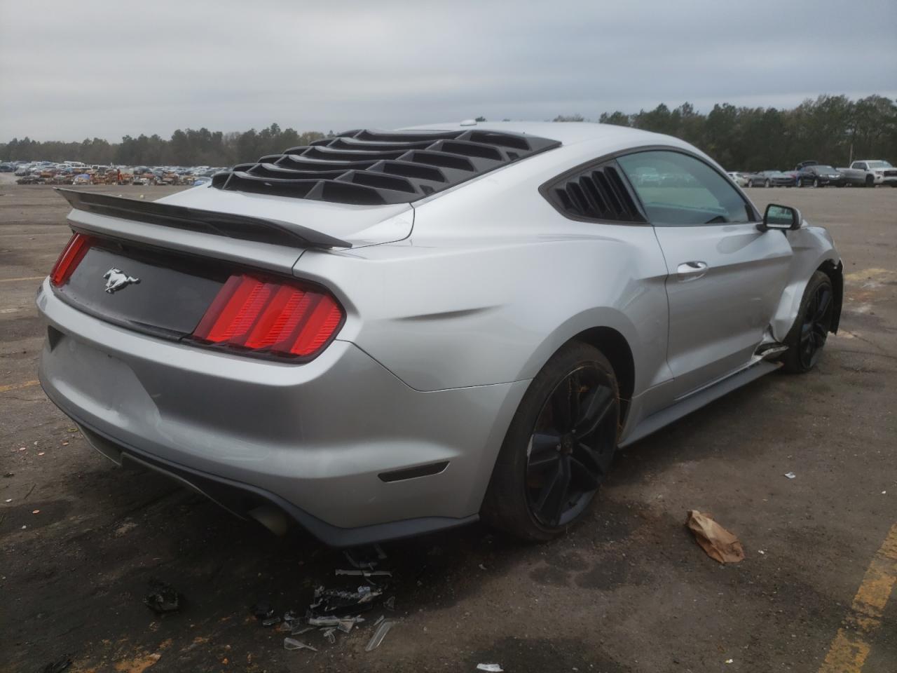Photo 4 from auction – 2015 FORD MUSTANG with VIN 1FA6P8TH2F5367313