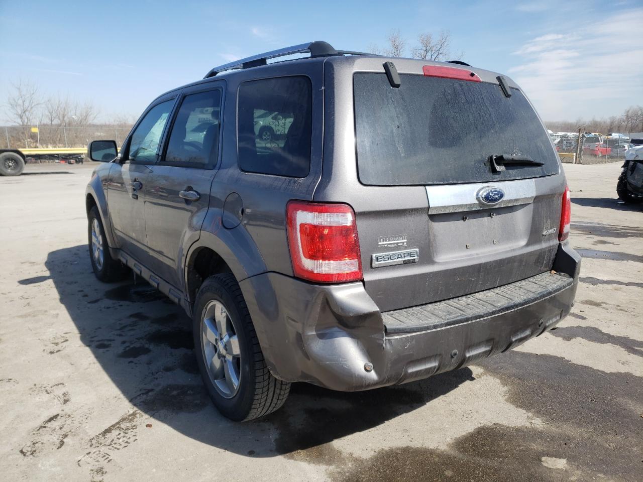 Photo 3 from auction – 2009 FORD ESCAPE LIM with VIN 1FMCU94G59KA92975