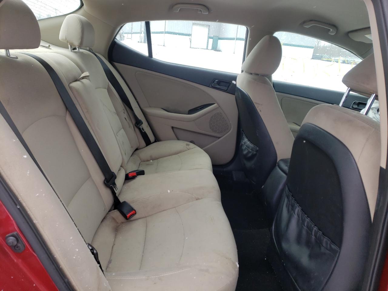 Photo 6 from auction – 2015 KIA OPTIMA LX with VIN 5XXGM4A70FG505906