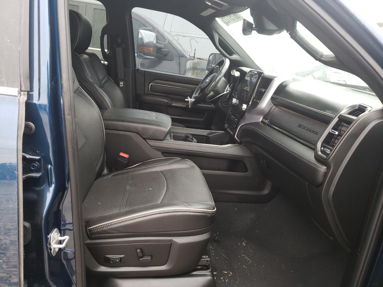 Photo 5 from auction – 2020 RAM 3500 LIMIT with VIN 3C63RRPL4LG216075