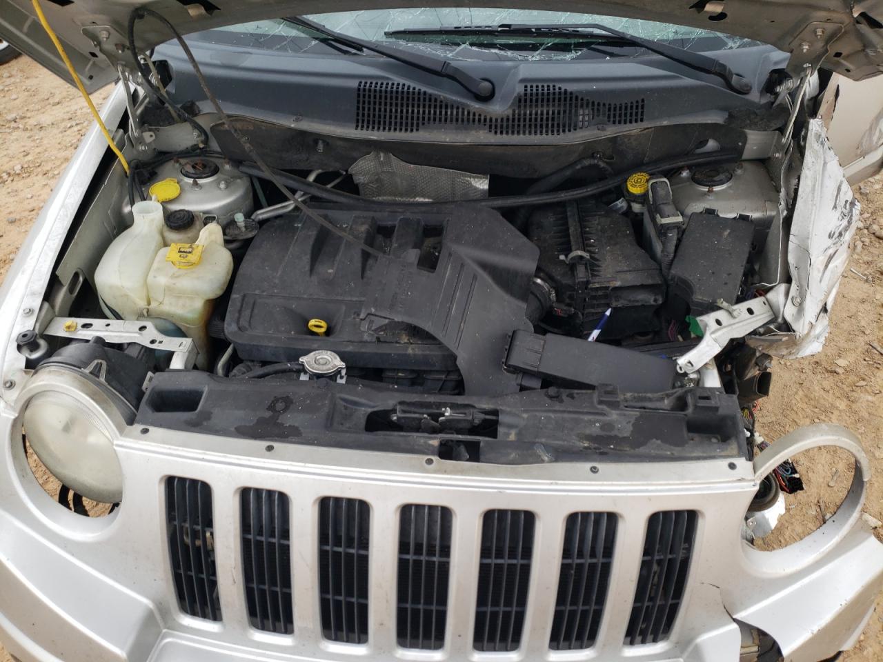 Photo 7 from auction – 2010 JEEP COMPASS SP with VIN 1J4NT4FB3AD593824