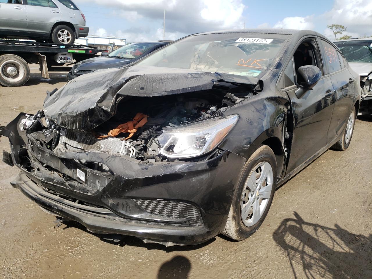 Photo 2 from auction – 2018 CHEVROLET CRUZE LS with VIN 1G1BC5SM2J7184906