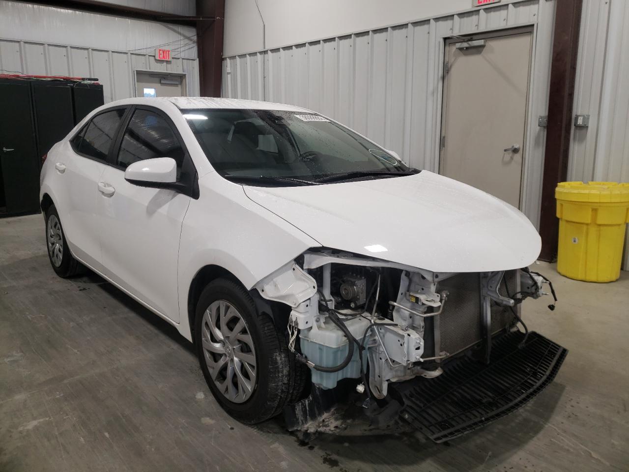 TOYOTA COROLLA L 2017 with VIN 2T1BURHE5HC829374 - Photo from auction