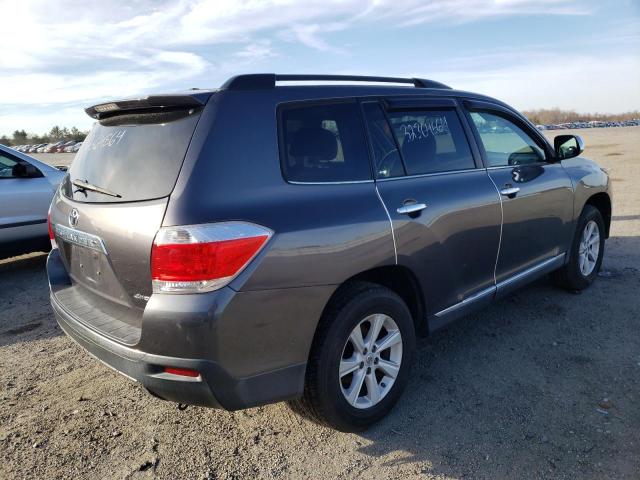 Photo 4 from auction – 2013 TOYOTA HIGHLANDER with VIN 5TDBK3EH0DS212211