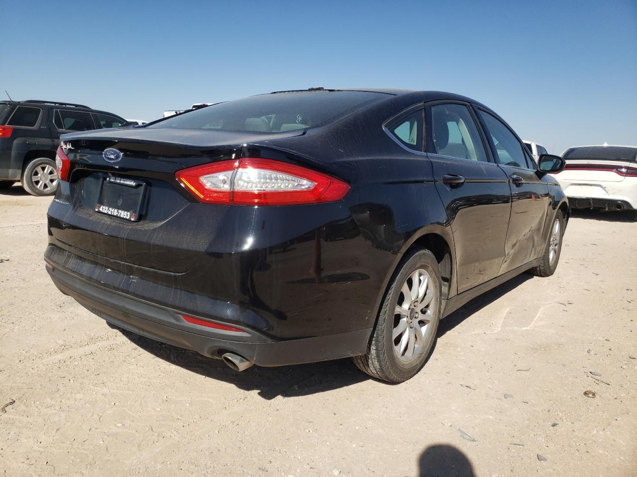 Photo 4 from auction – 2016 FORD FUSION S with VIN 3FA6P0G79GR156224