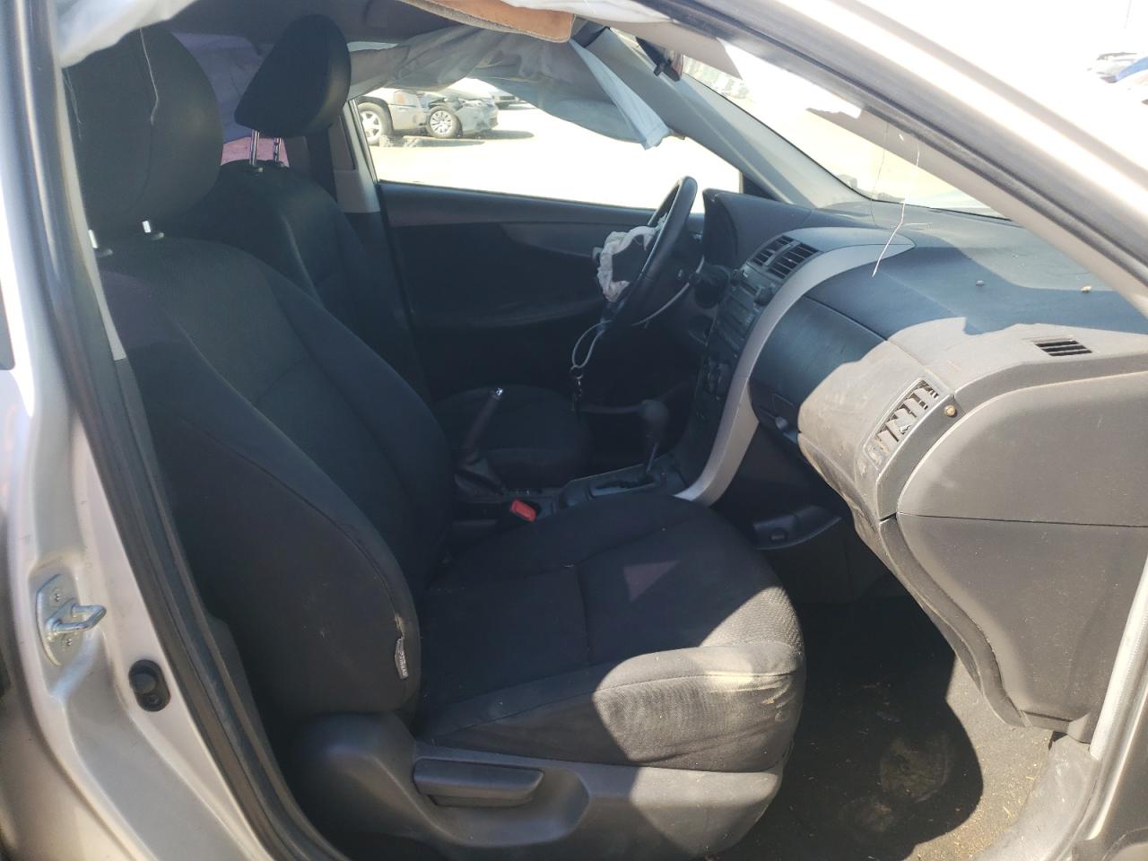 Photo 5 from auction – 2009 TOYOTA COROLLA BA with VIN 1NXBU40E99Z016683