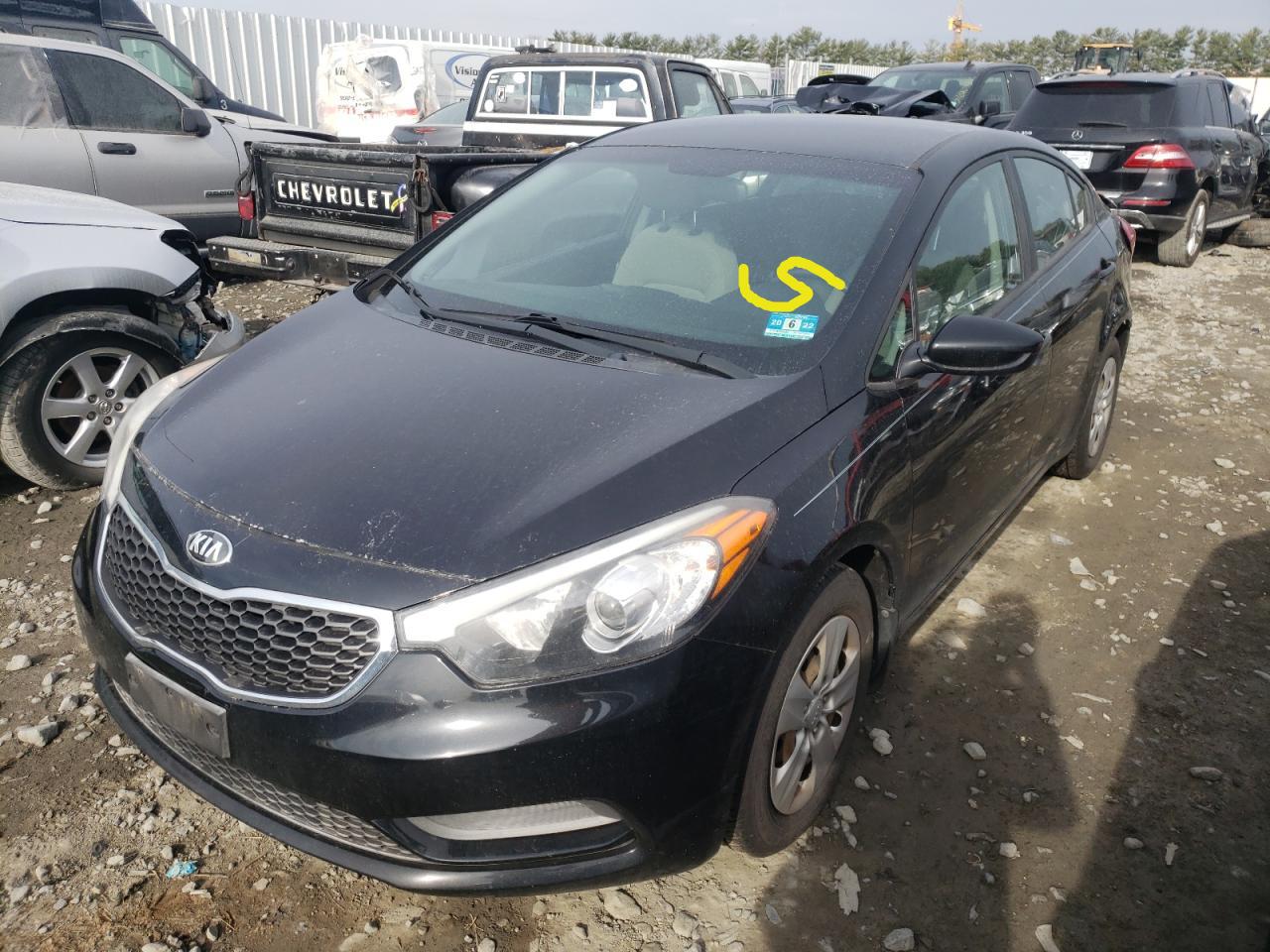 Photo 2 from auction – 2015 KIA FORTE LX with VIN KNAFK4A6XF5427886