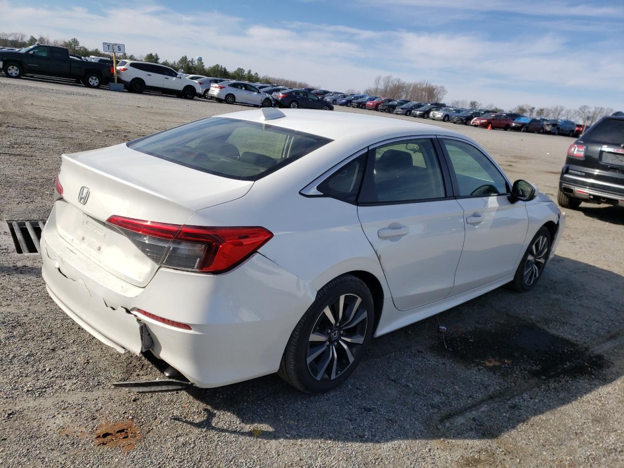 Photo 4 from auction – 2022 HONDA CIVIC EX with VIN JHMFE1F78NX003733