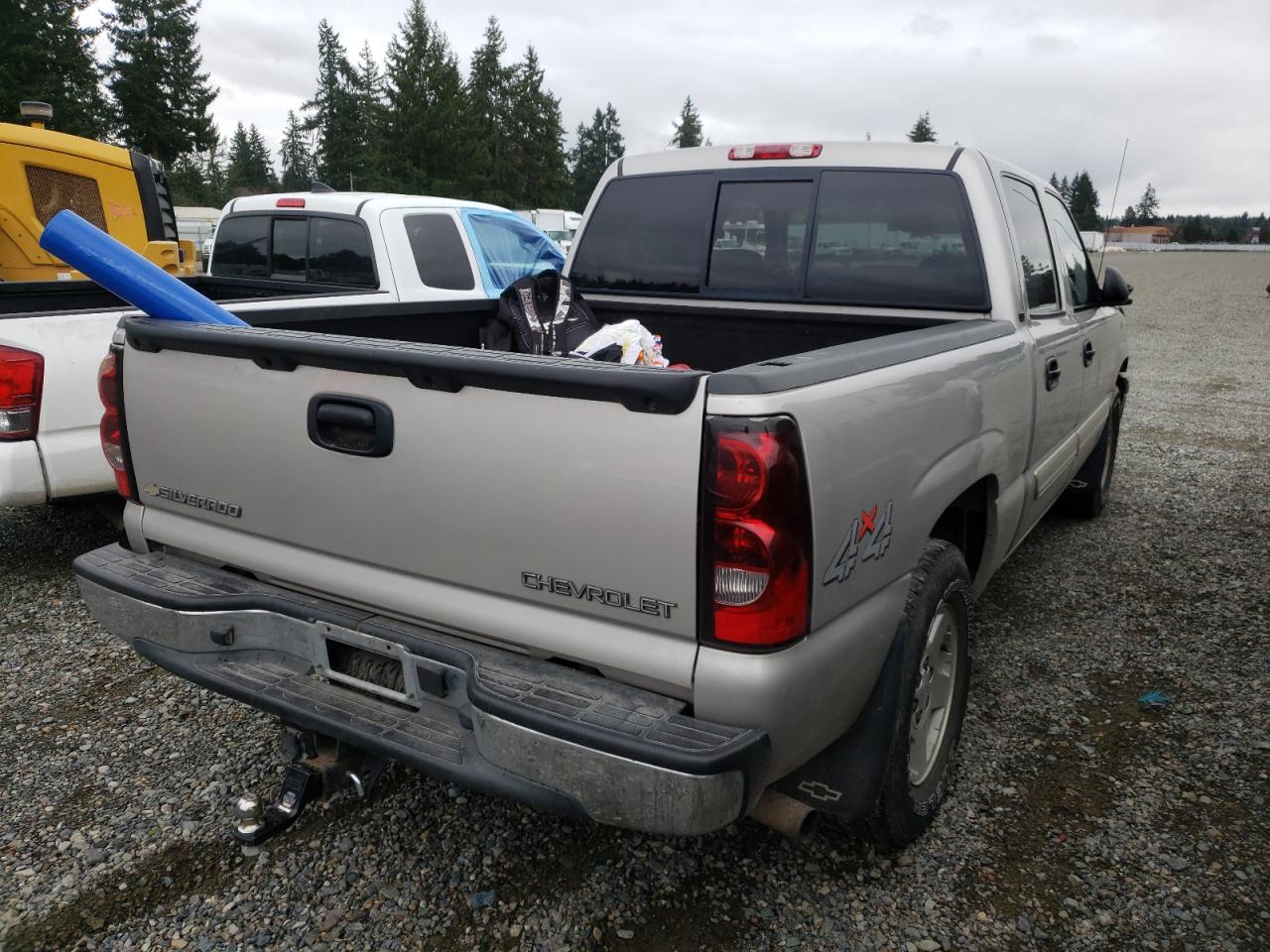 Photo 4 from auction – 2005 CHEVROLET SILVERADO with VIN 2GCEK13TX51117995