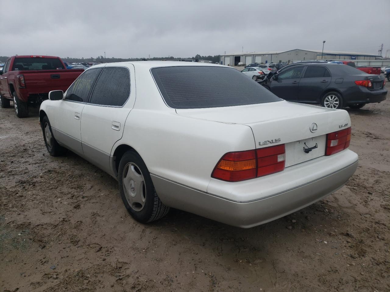 Photo 3 from auction – 2000 LEXUS LS 400 with VIN JT8BH28F1Y0173199