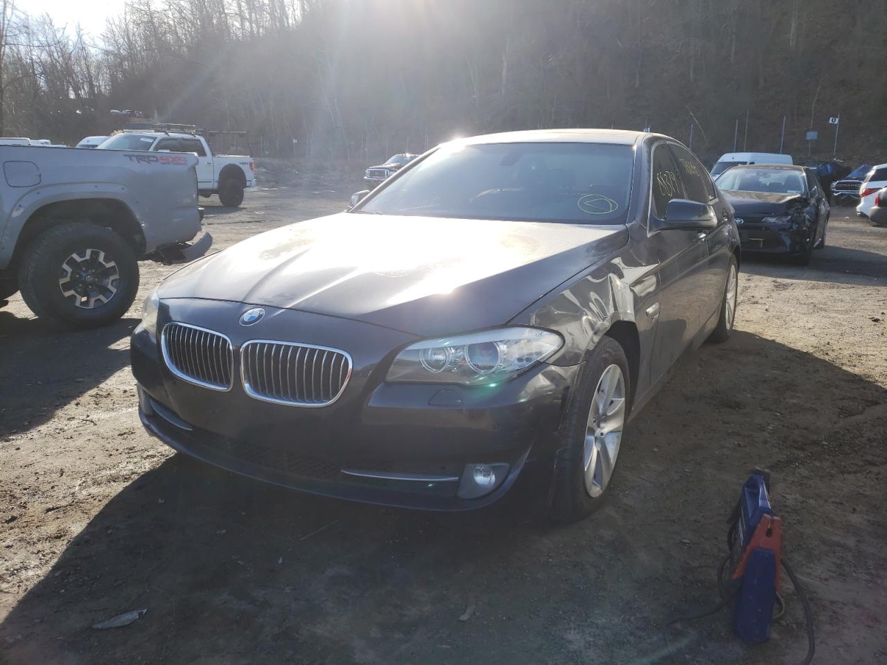 Photo 2 from auction – 2012 BMW 528 XI with VIN WBAXH5C54CDW08979