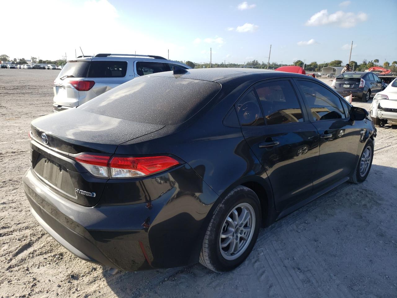 Photo 4 from auction – 2020 TOYOTA COROLLA LE with VIN JTDEBRBE2LJ007446