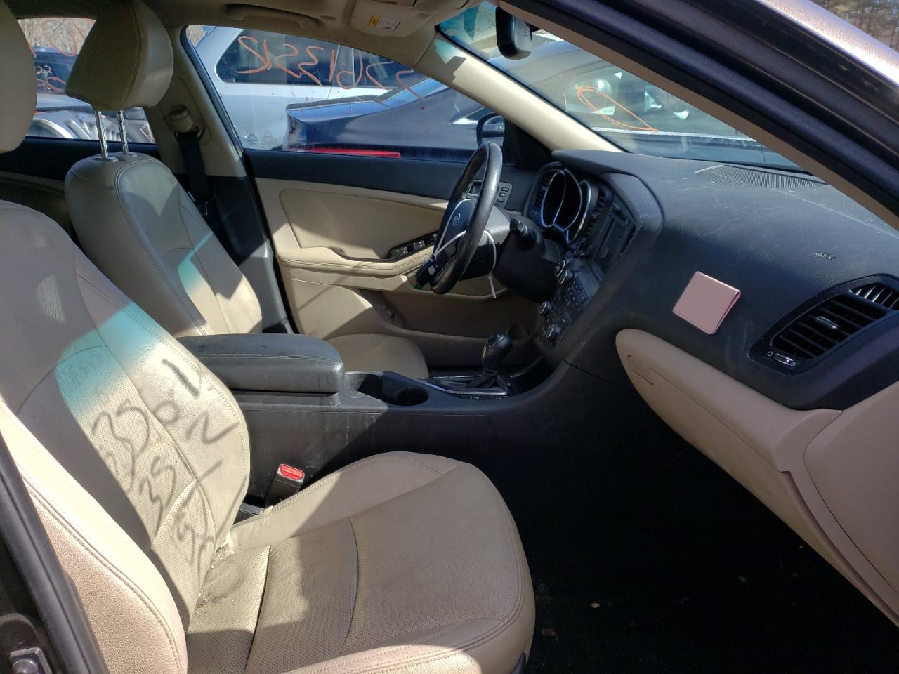 Photo 5 from auction – 2012 KIA OPTIMA EX with VIN 5XXGN4A70CG017886