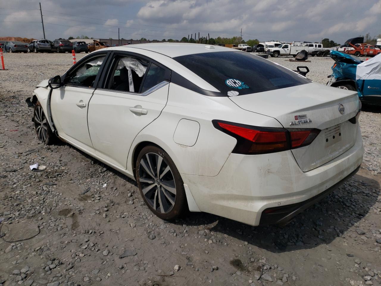 Photo 3 from auction – 2020 NISSAN ALTIMA SR with VIN 1N4BL4CV2LC187877