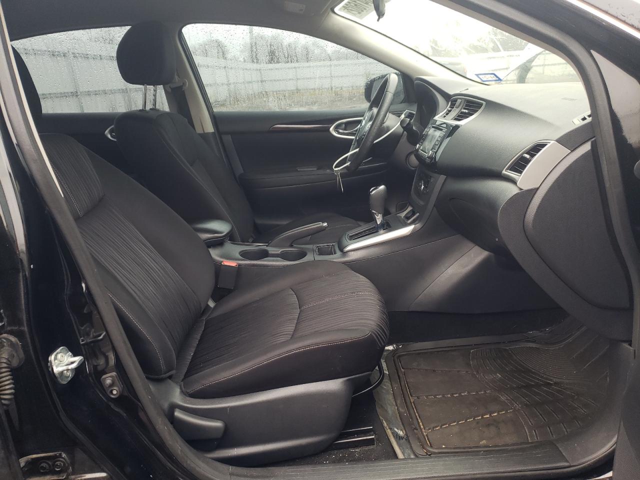 Photo 5 from auction – 2018 NISSAN SENTRA S with VIN 3N1AB7AP1JL662437