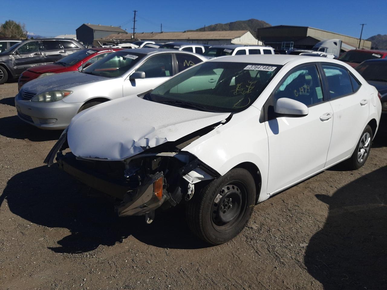 Photo 2 from auction – 2015 TOYOTA COROLLA L with VIN 5YFBURHE5FP343466