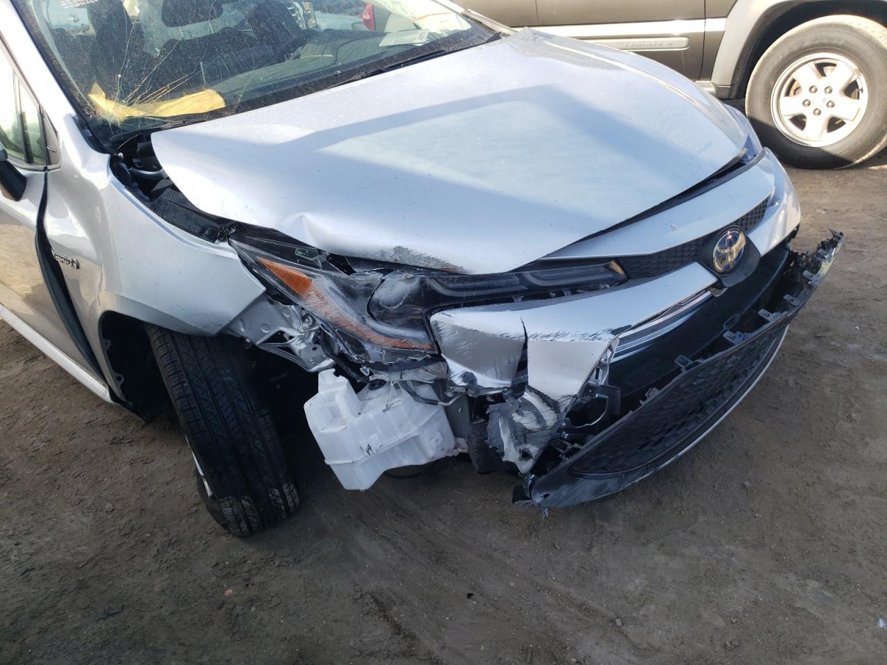 Photo 9 from auction – 2021 TOYOTA COROLLA LE with VIN JTDEAMDE6MJ031060