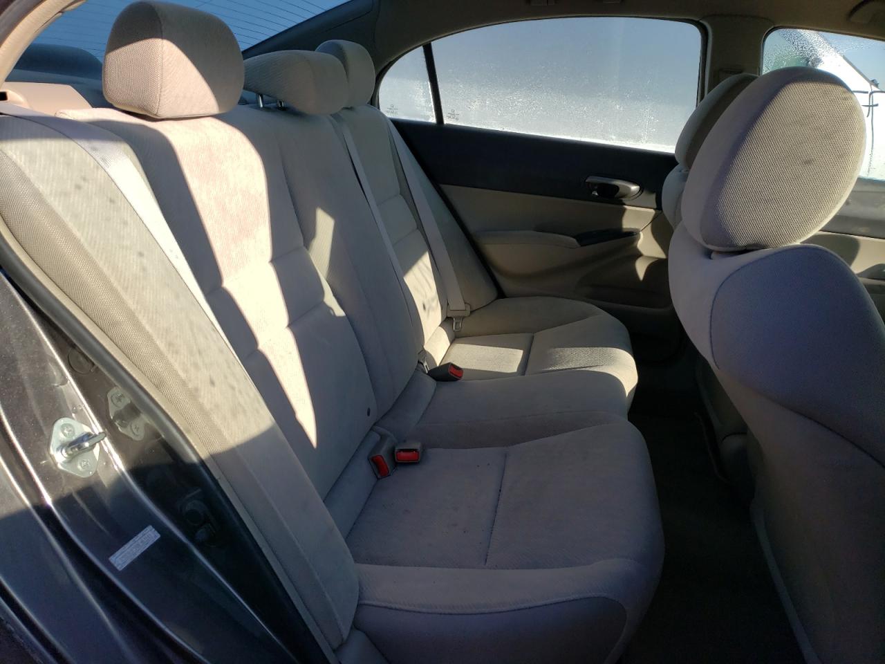 Photo 6 from auction – 2010 HONDA CIVIC LX with VIN 19XFA1F54AE063143