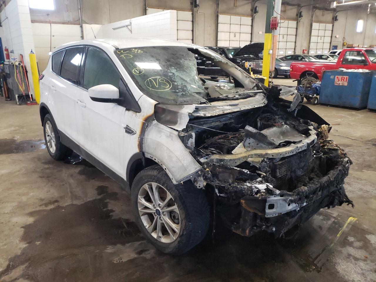 FORD ESCAPE SE 2019 with VIN 1FMCU9GD9KUB61078 - Photo from auction