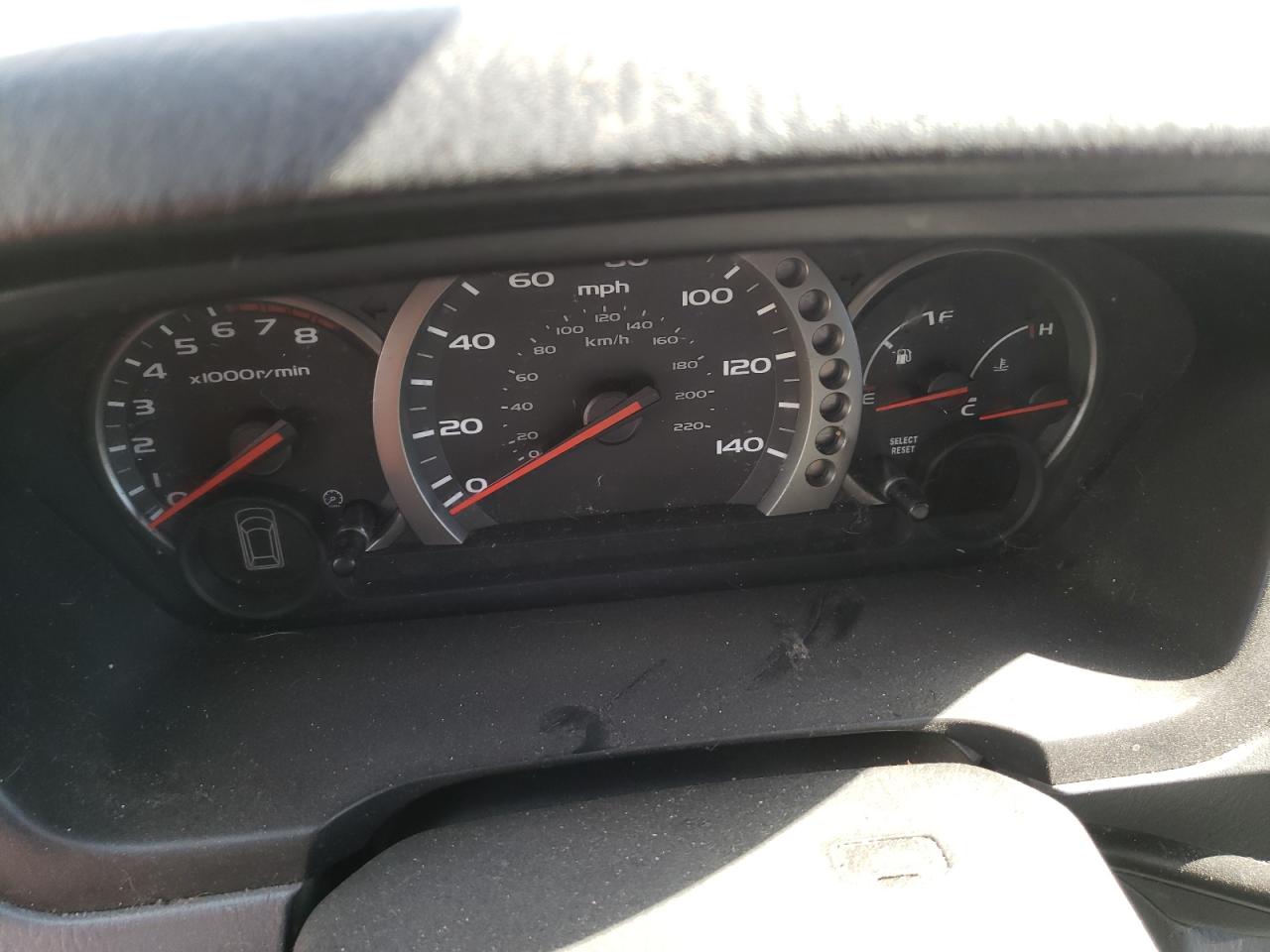 Photo 8 from auction – 2005 HONDA PILOT EXL with VIN 2HKYF18525H564749