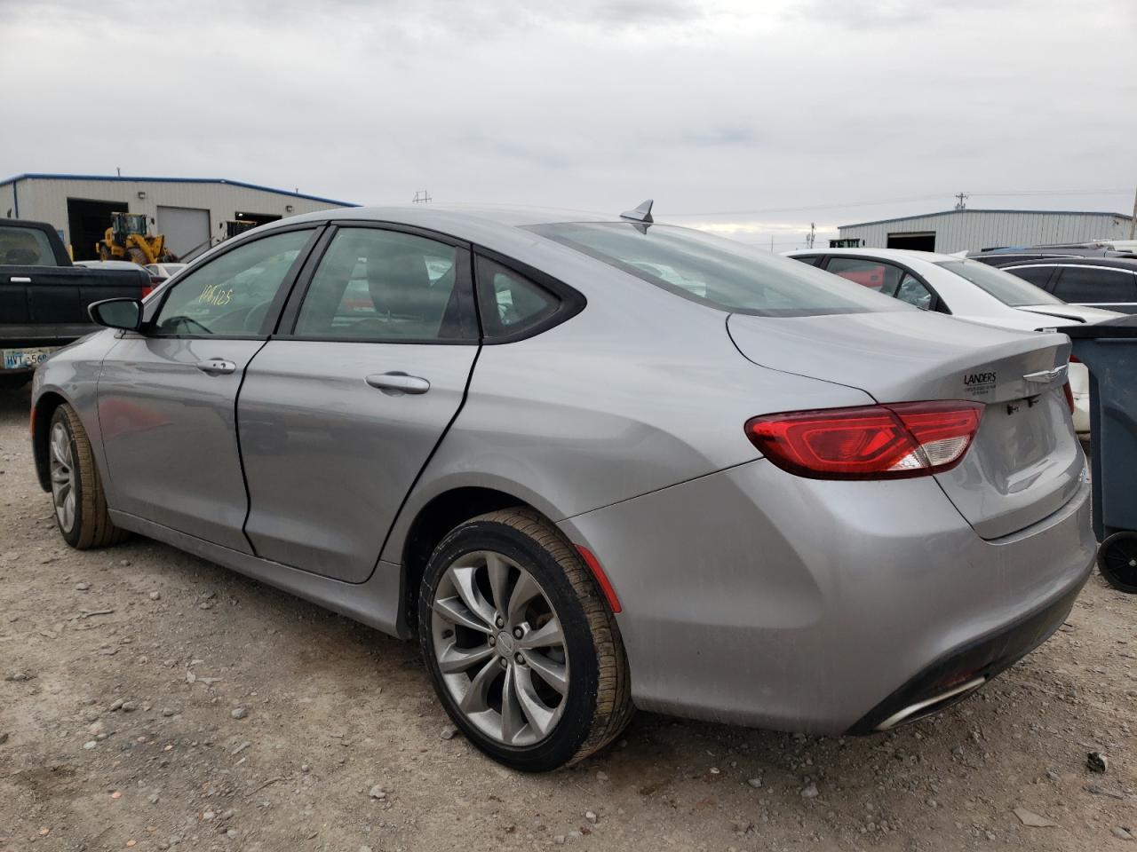 Photo 3 from auction – 2015 CHRYSLER 200 S with VIN 1C3CCCBG2FN615083