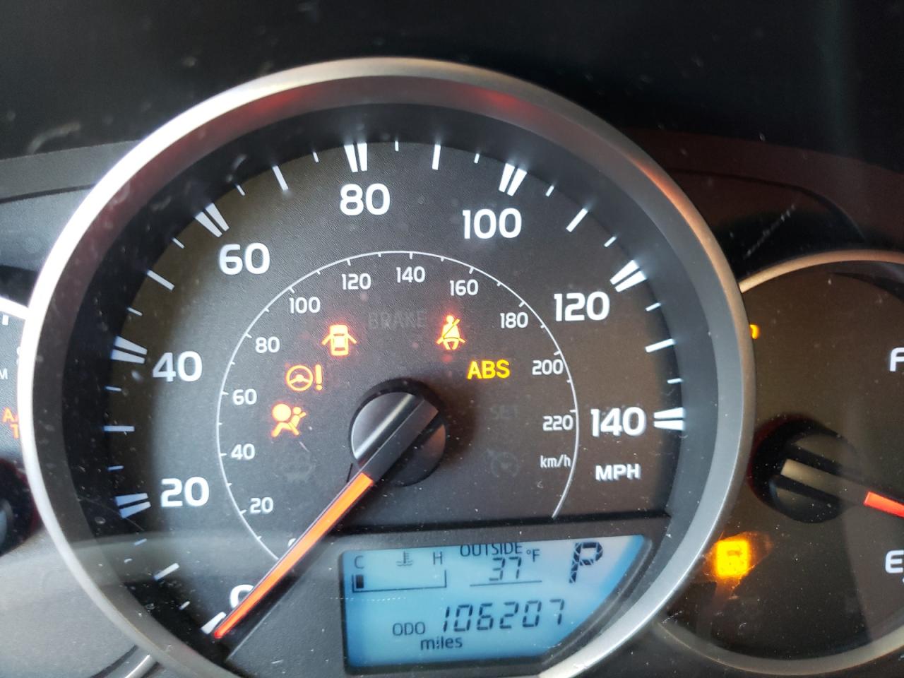صورة رقم 8 من المزاد - 2016 TOYOTA RAV4 LE مع VIN 2T3BFREV2GW524904