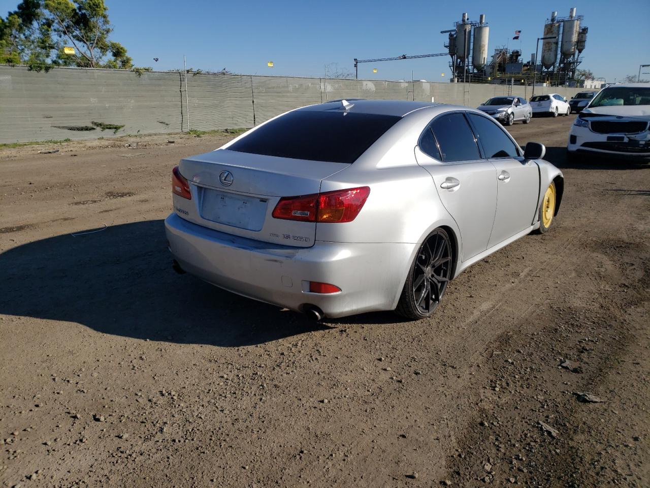 Photo 4 from auction – 2007 LEXUS IS 250 with VIN JTHCK262972010759