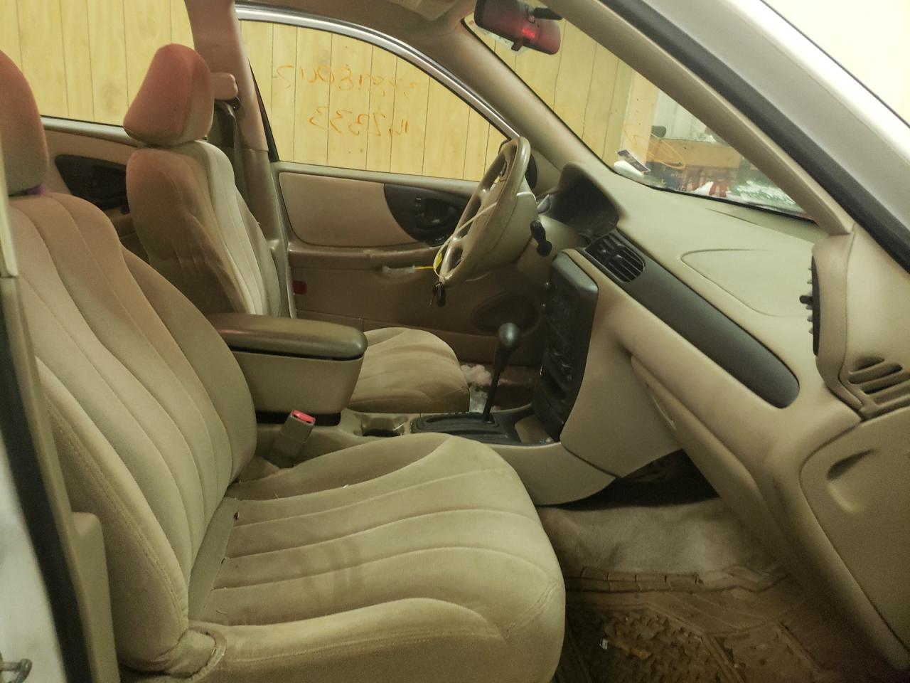 Photo 5 from auction – 2005 CHEVROLET MALIBU with VIN 1G1ND52F35M215910
