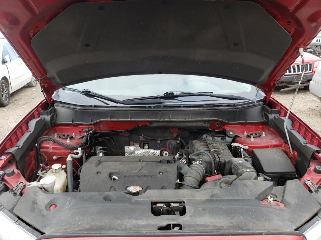 Photo 7 from auction – 2015 MITSUBISHI OUTLANDER with VIN 4A4AP4AU9FE011530