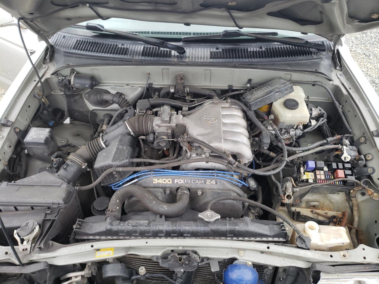 Photo 7 from auction – 2001 TOYOTA 4RUNNER SR with VIN JT3GN86R510217568