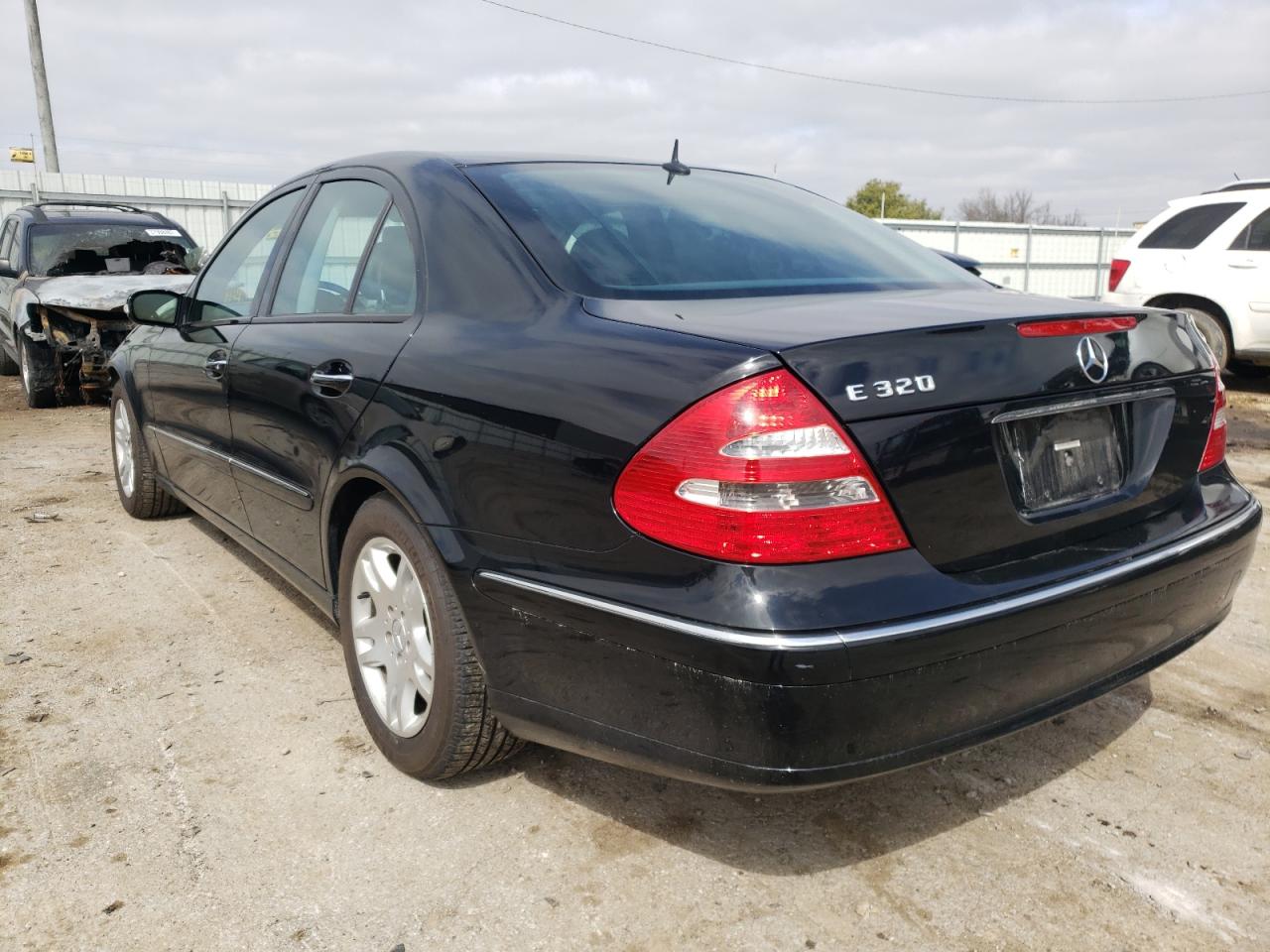 Photo 3 from auction – 2005 MERCEDES-BENZ E 320 with VIN WDBUF65J75A620221