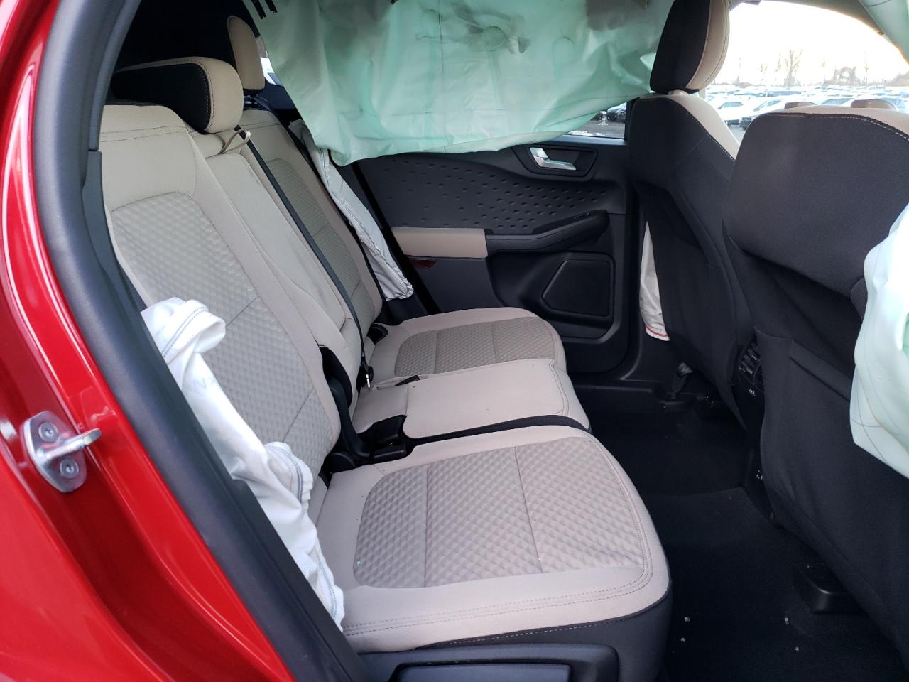 Photo 6 from auction – 2020 FORD ESCAPE SE with VIN 1FMCU9G65LUC67918