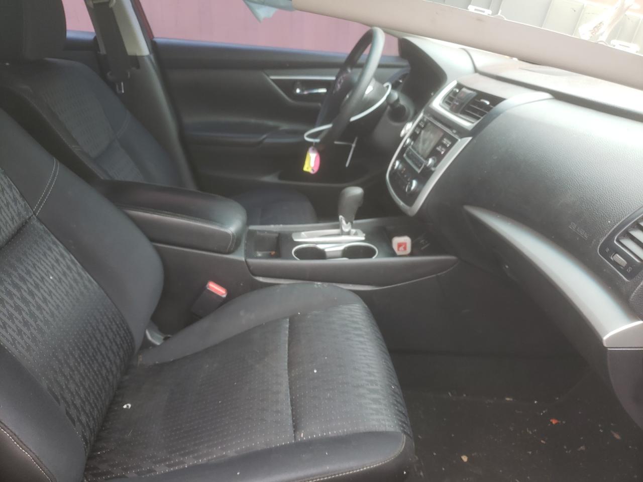 Photo 5 from auction – 2016 NISSAN ALTIMA 2.5 with VIN 1N4AL3AP1GC246000