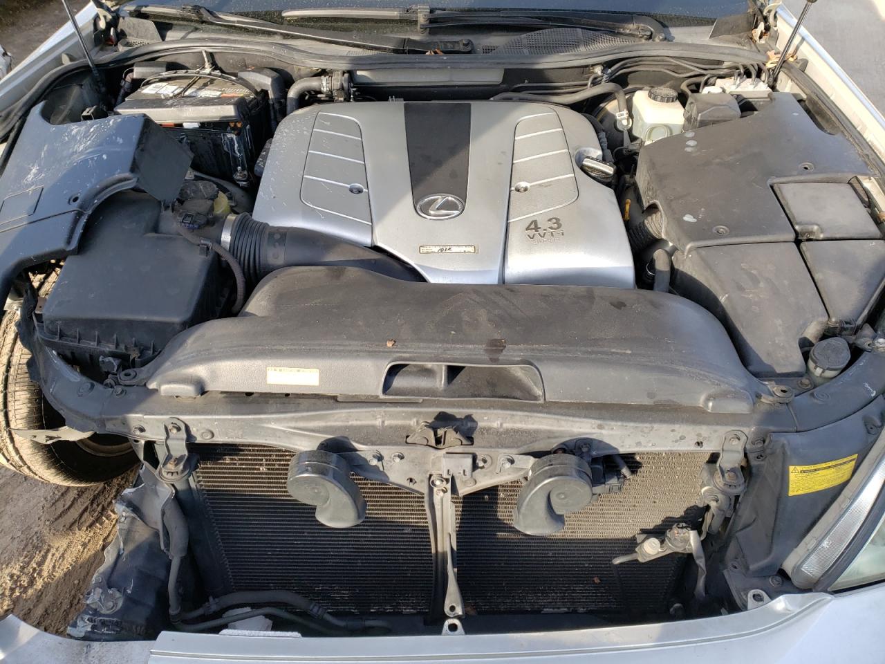 Photo 7 from auction – 2001 LEXUS LS 430 with VIN JTHBN30F310039231