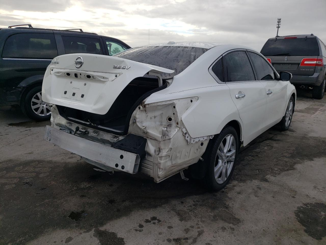 Photo 4 from auction – 2013 NISSAN ALTIMA 3.5 with VIN 1N4BL3APXDC204568
