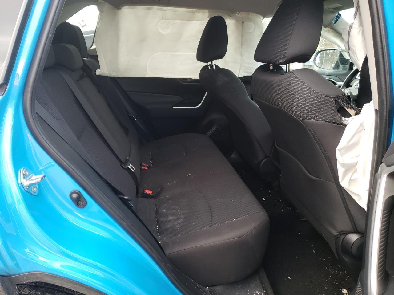 Photo 6 from auction – 2019 TOYOTA RAV4 LE with VIN 2T3F1RFV5KC050228