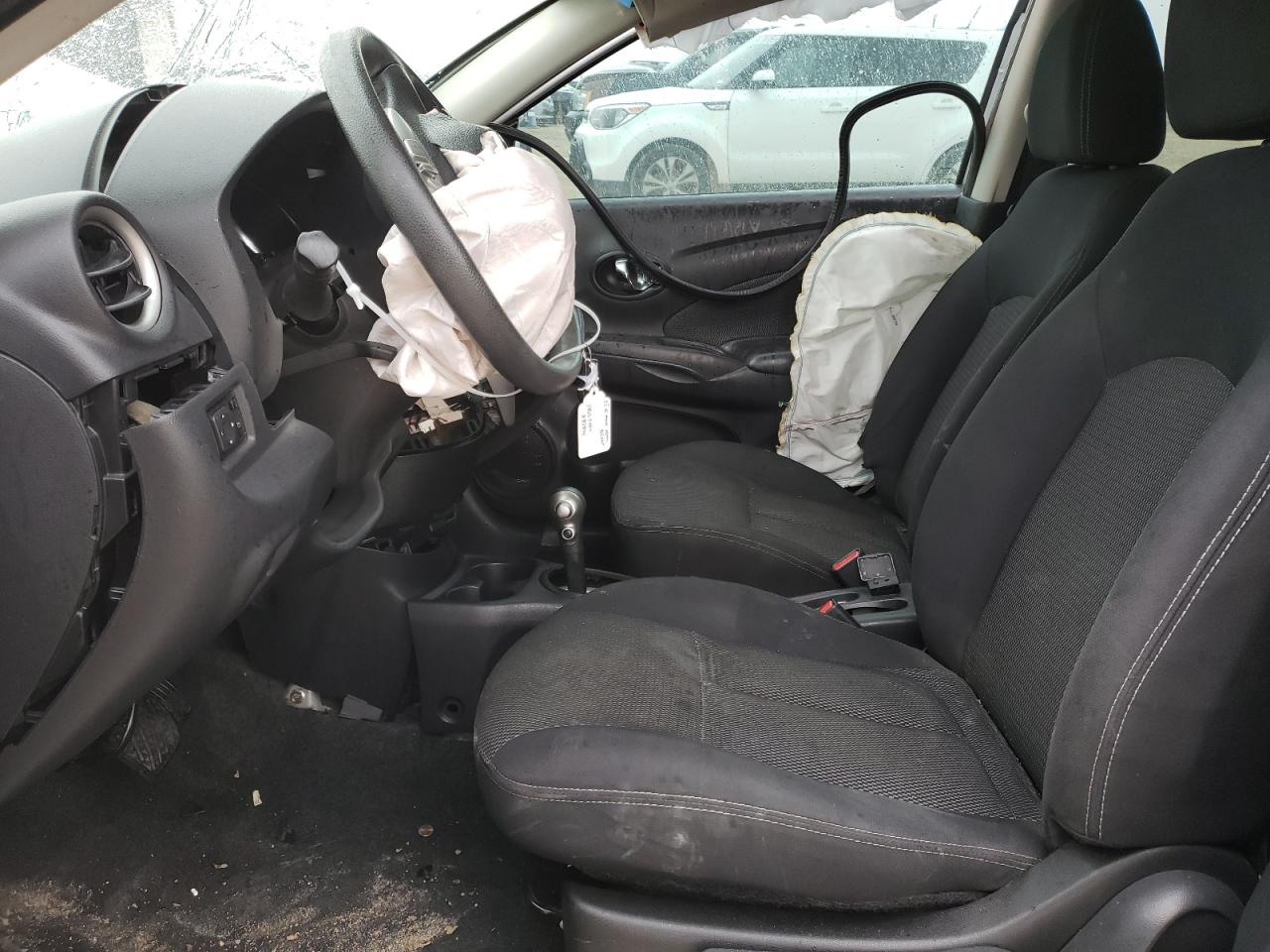 Photo 5 from auction – 2015 NISSAN VERSA S with VIN 3N1CN7APXFL823729