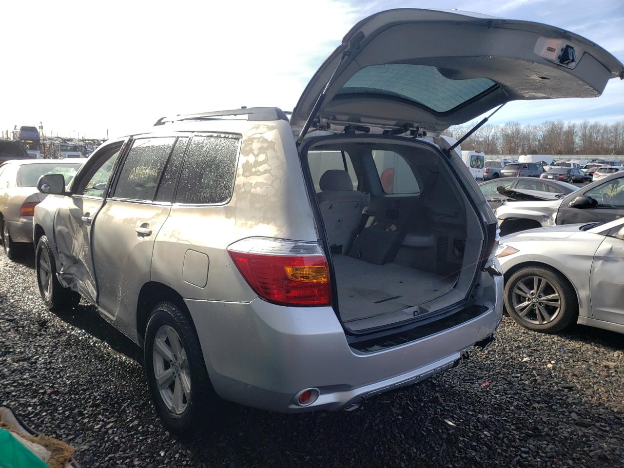 Photo 3 from auction – 2008 TOYOTA HIGHLANDER with VIN JTEES41A882076561