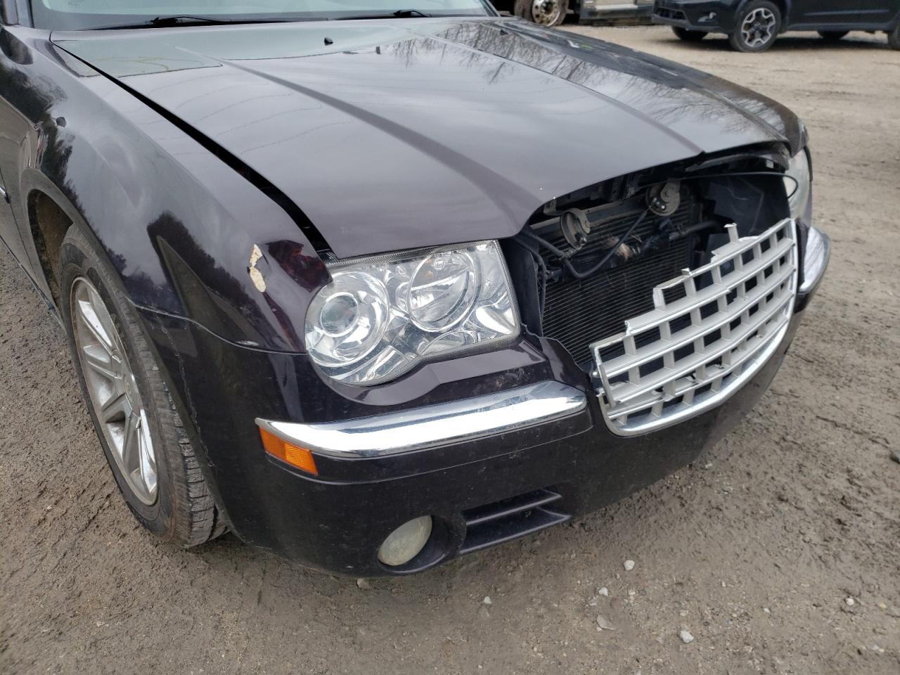 Photo 9 from auction – 2005 CHRYSLER 300C with VIN 2C3AA63H55H532910