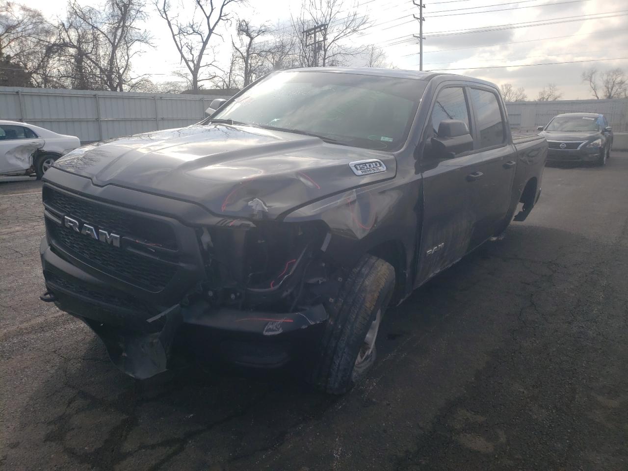 Photo 2 from auction – 2019 RAM 1500 TRADE with VIN 1C6SRFGT2KN586053