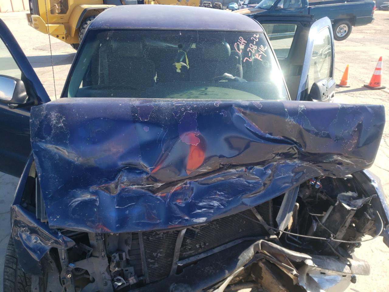 Photo 7 from auction – 2002 CHEVROLET SILVERADO with VIN 2GCEC19W521182747